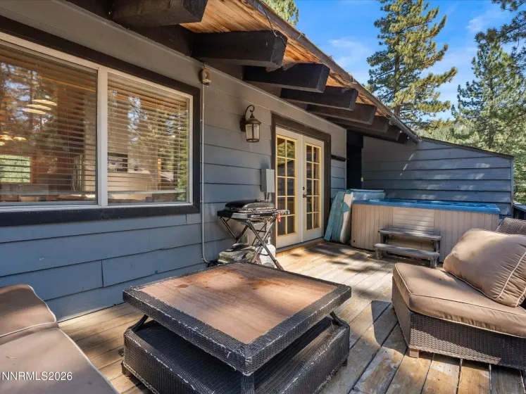 1302 Zurich, Incline Village, Nevada 89451, 3 Bedrooms Bedrooms, ,2 BathroomsBathrooms,Residential,Residential,Zurich,0,260013030