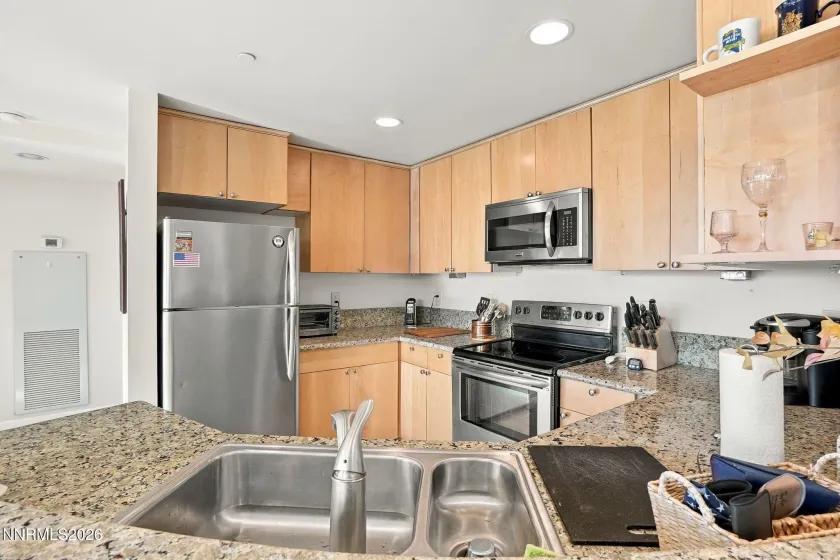 450 Arlington, Reno, Nevada 89503, 2 Bedrooms Bedrooms, ,2 BathroomsBathrooms,Residential,Residential,Arlington,0,260013031
