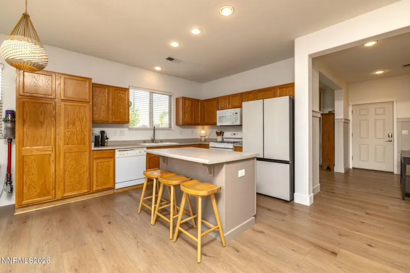 209 Crown Point, Dayton, Nevada 89403, 3 Bedrooms Bedrooms, ,2 BathroomsBathrooms,Residential,Residential,Crown Point,0,260013032