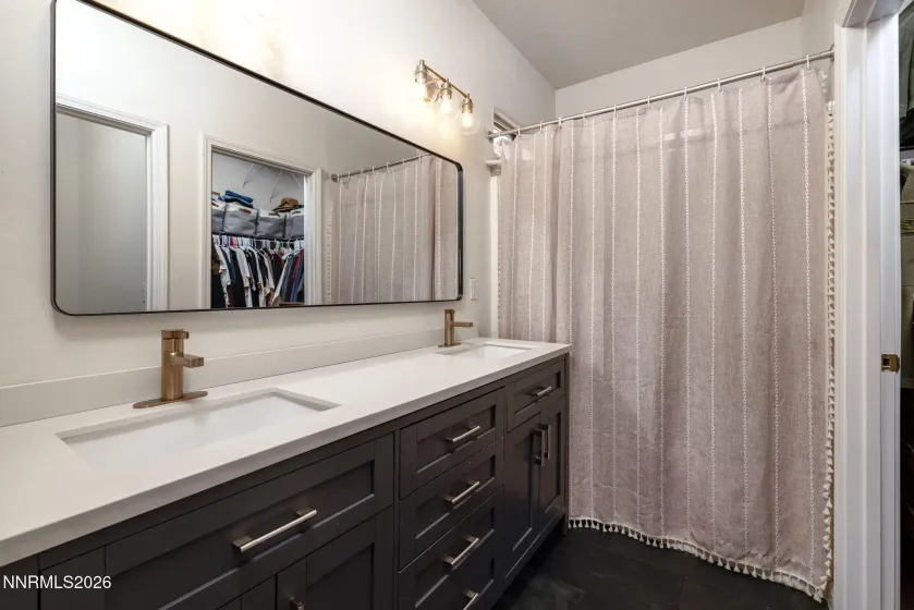 209 Crown Point, Dayton, Nevada 89403, 3 Bedrooms Bedrooms, ,2 BathroomsBathrooms,Residential,Residential,Crown Point,0,260013032