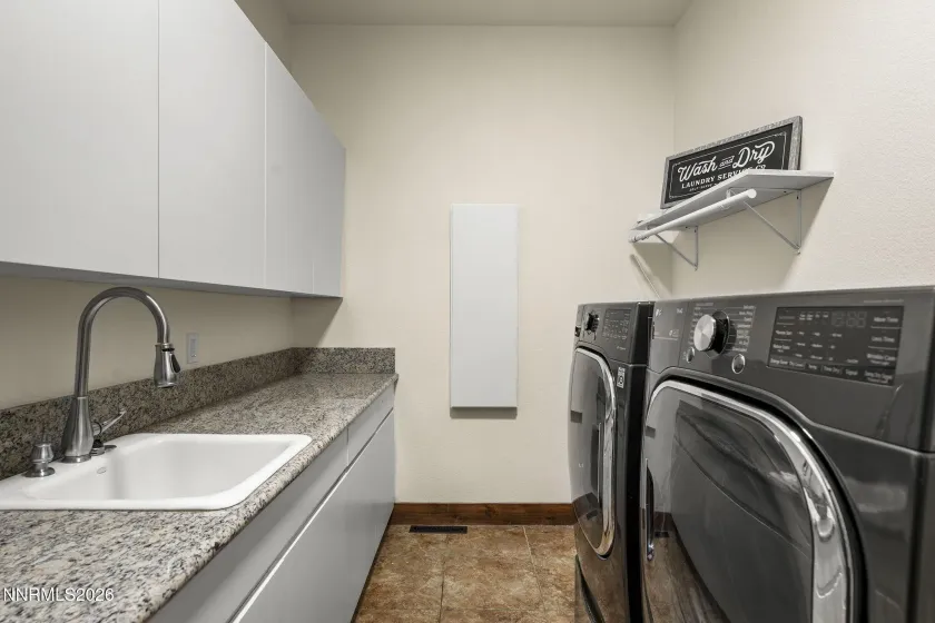 395 Mount Mahogany, Reno, Nevada 89511, 6 Bedrooms Bedrooms, ,8 BathroomsBathrooms,Residential,Residential,Mount Mahogany,0,260013036