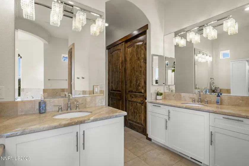 395 Mount Mahogany, Reno, Nevada 89511, 6 Bedrooms Bedrooms, ,8 BathroomsBathrooms,Residential,Residential,Mount Mahogany,0,260013036