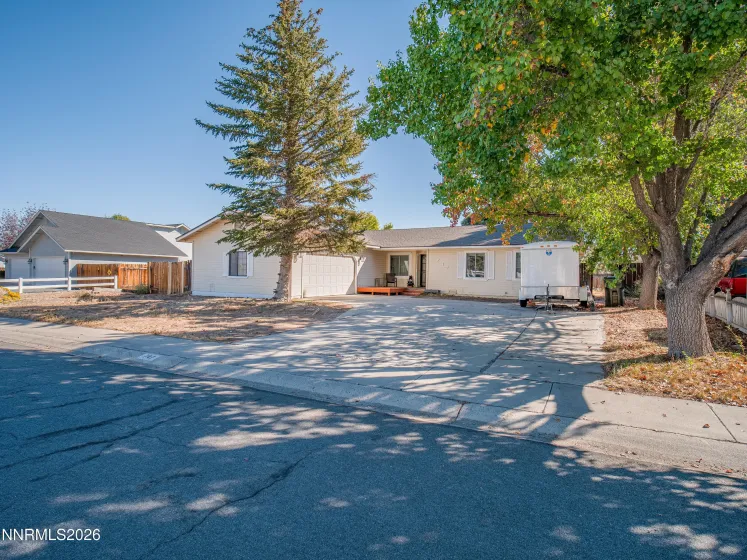 747 Peak, Gardnerville, Nevada 89460, 3 Bedrooms Bedrooms, ,2 BathroomsBathrooms,Residential,Residential,Peak,0,260013038