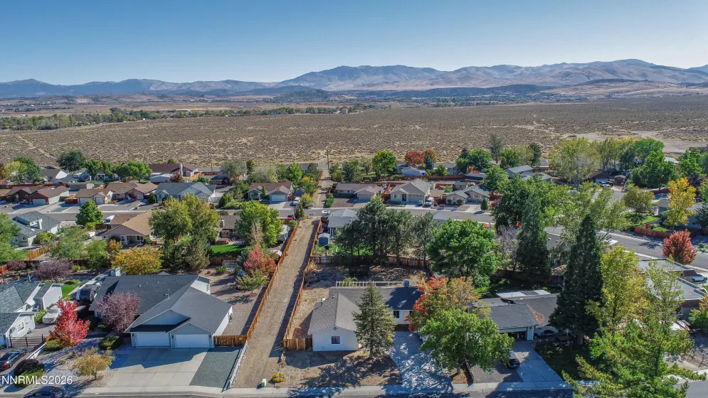 747 Peak, Gardnerville, Nevada 89460, 3 Bedrooms Bedrooms, ,2 BathroomsBathrooms,Residential,Residential,Peak,0,260013038