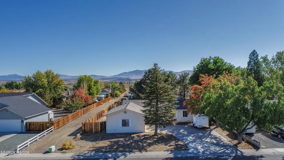 747 Peak, Gardnerville, Nevada 89460, 3 Bedrooms Bedrooms, ,2 BathroomsBathrooms,Residential,Residential,Peak,0,260013038