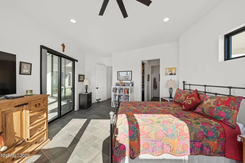 2nd primary bedroom