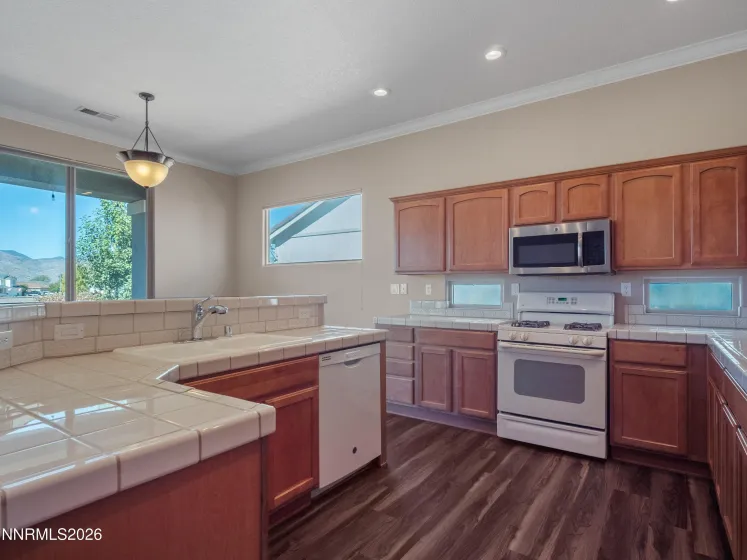 422 La Costa, Dayton, Nevada 89403, 4 Bedrooms Bedrooms, ,2 BathroomsBathrooms,Residential,Residential,La Costa,0,260013042