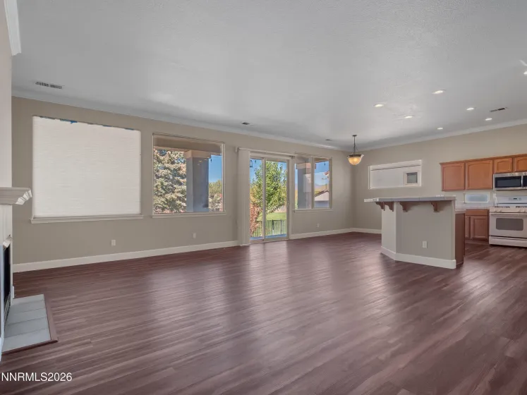 422 La Costa, Dayton, Nevada 89403, 4 Bedrooms Bedrooms, ,2 BathroomsBathrooms,Residential,Residential,La Costa,0,260013042