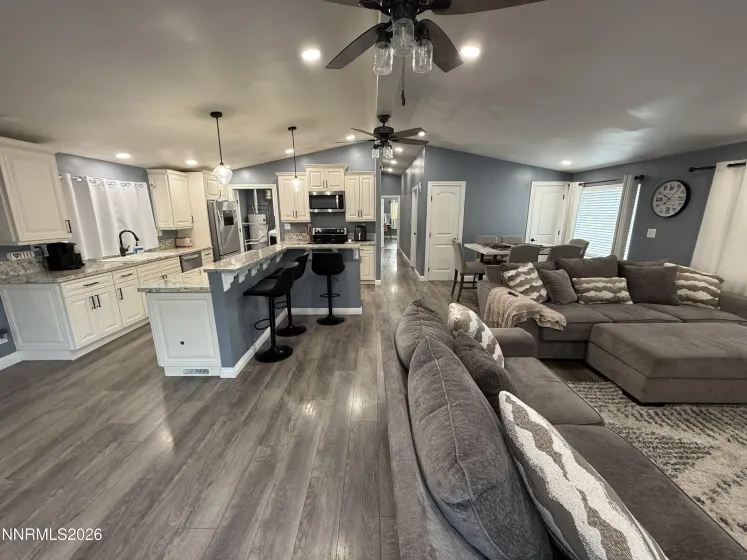 11 Ave De La Couleurs, Sparks, Nevada 89434, 3 Bedrooms Bedrooms, ,2 BathroomsBathrooms,Residential,Residential,Ave De La Couleurs,0,260013043