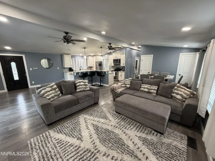 11 Ave De La Couleurs, Sparks, Nevada 89434, 3 Bedrooms Bedrooms, ,2 BathroomsBathrooms,Residential,Residential,Ave De La Couleurs,0,260013043