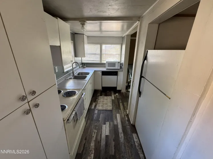 1113 Modoc, Susanville, California 96130, 2 Bedrooms Bedrooms, ,1 BathroomBathrooms,Residential,Residential,Modoc,0,260013054