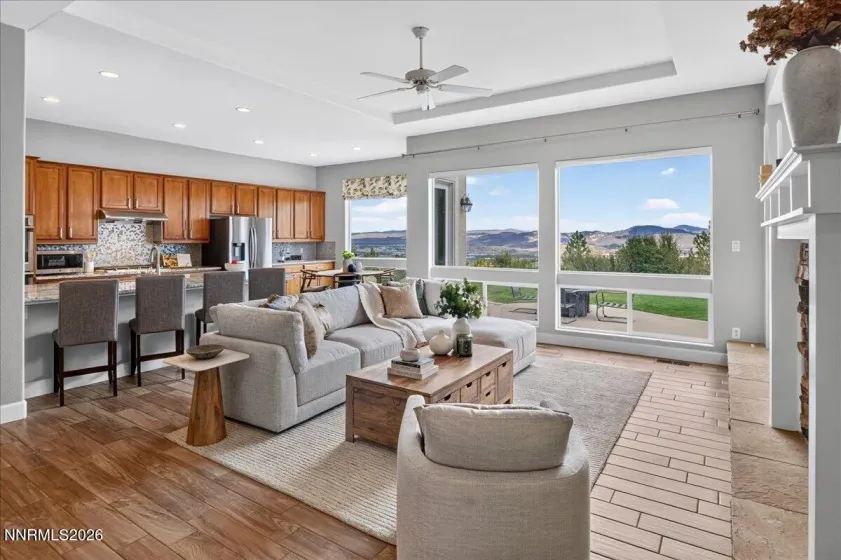 548 Echo Ridge, Reno, Nevada 89511, 4 Bedrooms Bedrooms, ,2 BathroomsBathrooms,Residential,Residential,Echo Ridge,0,260013055