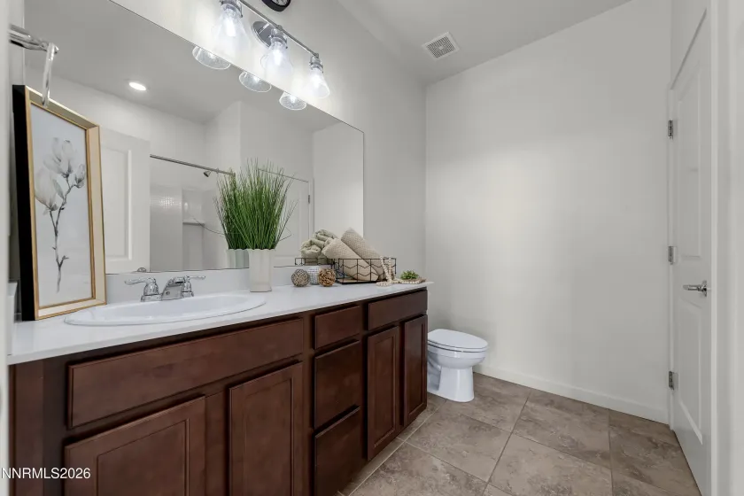 5150 Ronald Stephen, Reno, Nevada 89503, 2 Bedrooms Bedrooms, ,3 BathroomsBathrooms,Residential,Residential,Ronald Stephen,0,260013056