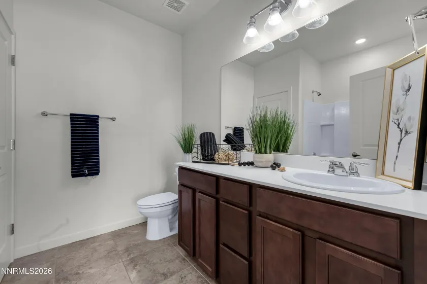 5150 Ronald Stephen, Reno, Nevada 89503, 2 Bedrooms Bedrooms, ,3 BathroomsBathrooms,Residential,Residential,Ronald Stephen,0,260013056