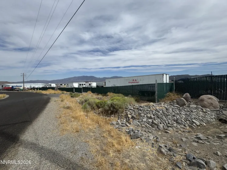 17 Miles, Moundhouse, Nevada 89706, ,Land,Residential,Miles,0,260013058