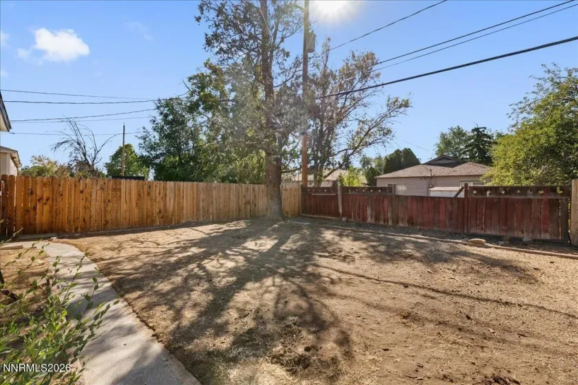 1185 Upton, Sparks, Nevada 89431, 4 Bedrooms Bedrooms, ,2 BathroomsBathrooms,Residential,Residential,Upton,0,260013063