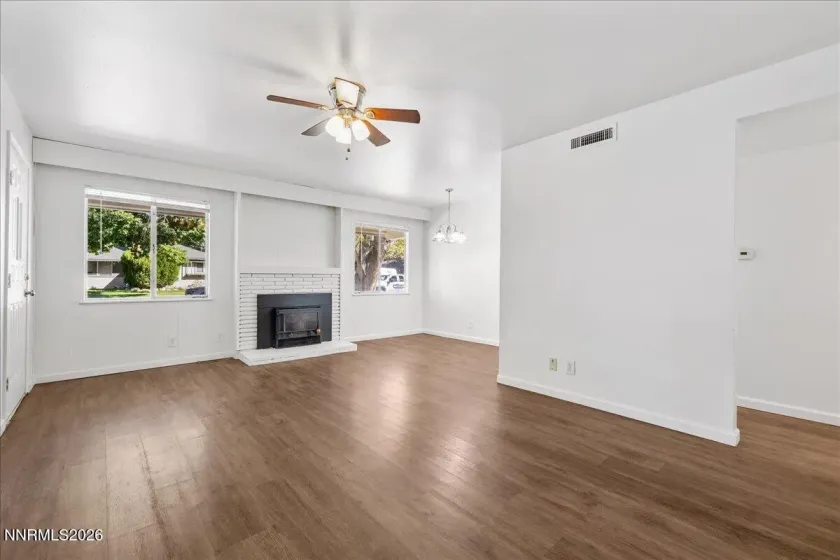 1185 Upton, Sparks, Nevada 89431, 4 Bedrooms Bedrooms, ,2 BathroomsBathrooms,Residential,Residential,Upton,0,260013063