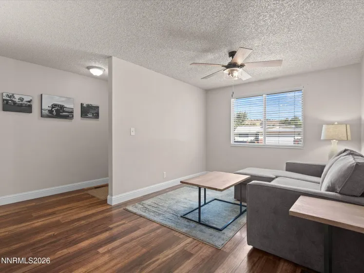 3037 Chollar, Sparks, Nevada 89434, 3 Bedrooms Bedrooms, ,2 BathroomsBathrooms,Residential,Residential,Chollar,0,260013072