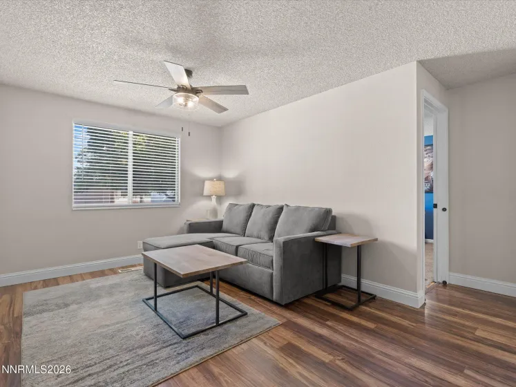 3037 Chollar, Sparks, Nevada 89434, 3 Bedrooms Bedrooms, ,2 BathroomsBathrooms,Residential,Residential,Chollar,0,260013072