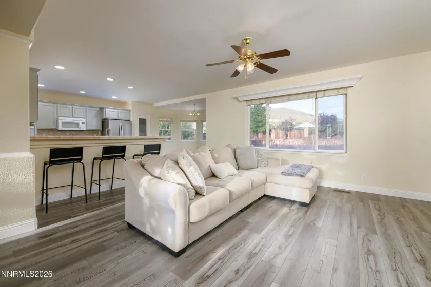 2963 Hot Springs, Minden, Nevada 89423, 3 Bedrooms Bedrooms, ,2 BathroomsBathrooms,Residential,Residential,Hot Springs,0,260013078