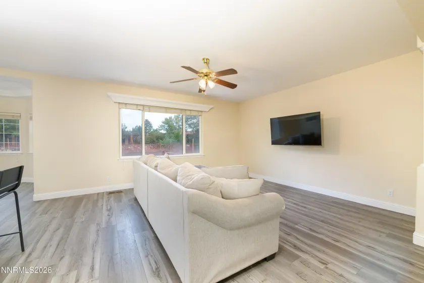 2963 Hot Springs, Minden, Nevada 89423, 3 Bedrooms Bedrooms, ,2 BathroomsBathrooms,Residential,Residential,Hot Springs,0,260013078