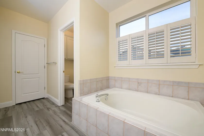 2963 Hot Springs, Minden, Nevada 89423, 3 Bedrooms Bedrooms, ,2 BathroomsBathrooms,Residential,Residential,Hot Springs,0,260013078