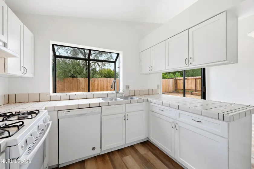 889 Bonanza, Carson City, Nevada 89706, 3 Bedrooms Bedrooms, ,2 BathroomsBathrooms,Residential,Residential,Bonanza,0,260013079