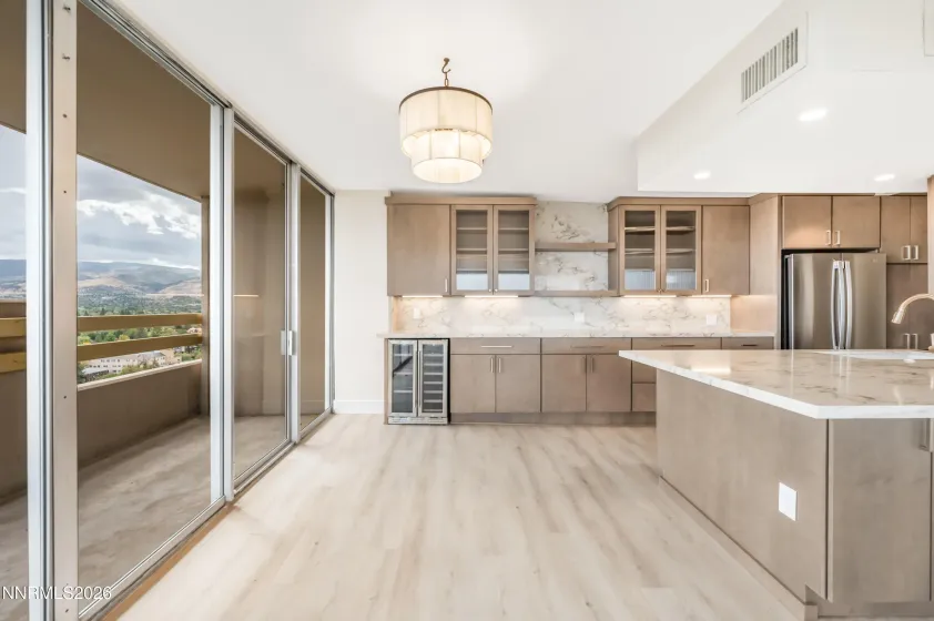 100 Arlington, Reno, Nevada 89501, 2 Bedrooms Bedrooms, ,2 BathroomsBathrooms,Residential,Residential,Arlington,0,260013086