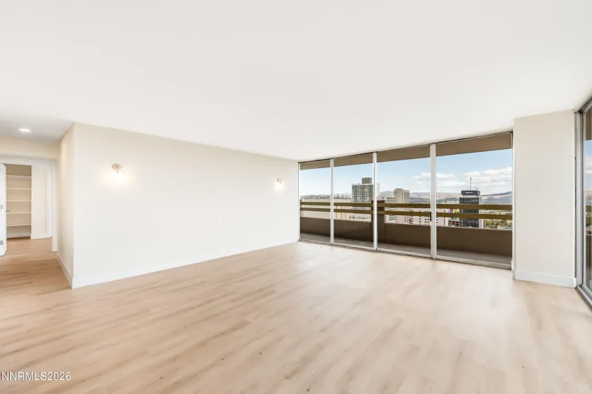 100 Arlington, Reno, Nevada 89501, 2 Bedrooms Bedrooms, ,2 BathroomsBathrooms,Residential,Residential,Arlington,0,260013086