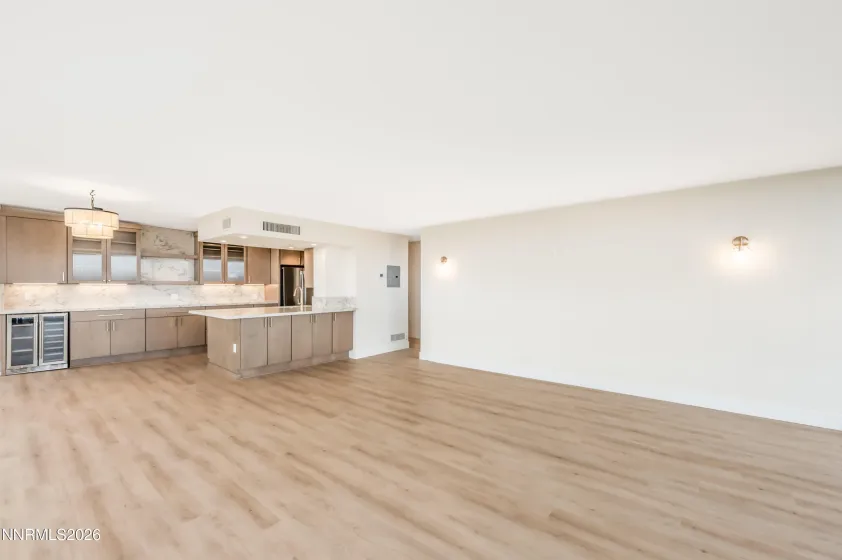 100 Arlington, Reno, Nevada 89501, 2 Bedrooms Bedrooms, ,2 BathroomsBathrooms,Residential,Residential,Arlington,0,260013086