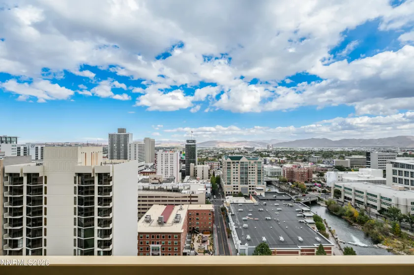 100 Arlington, Reno, Nevada 89501, 2 Bedrooms Bedrooms, ,2 BathroomsBathrooms,Residential,Residential,Arlington,0,260013086