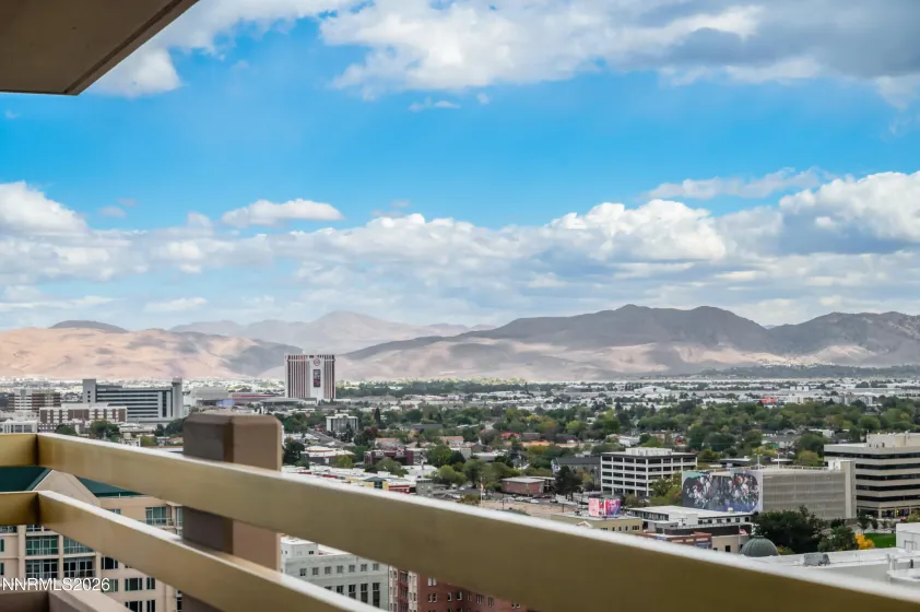 100 Arlington, Reno, Nevada 89501, 2 Bedrooms Bedrooms, ,2 BathroomsBathrooms,Residential,Residential,Arlington,0,260013086