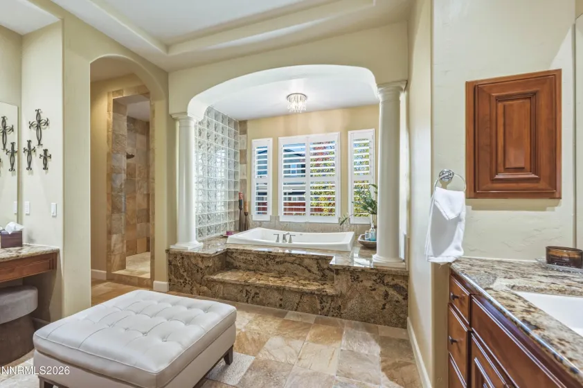 1888 Laurel Ridge, Reno, Nevada 89523, 5 Bedrooms Bedrooms, ,6 BathroomsBathrooms,Residential,Residential,Laurel Ridge,0,260013088