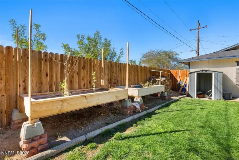 410 Curry, Fernley, Nevada 89408, 3 Bedrooms Bedrooms, ,1 BathroomBathrooms,Residential,Residential,Curry,0,260013092