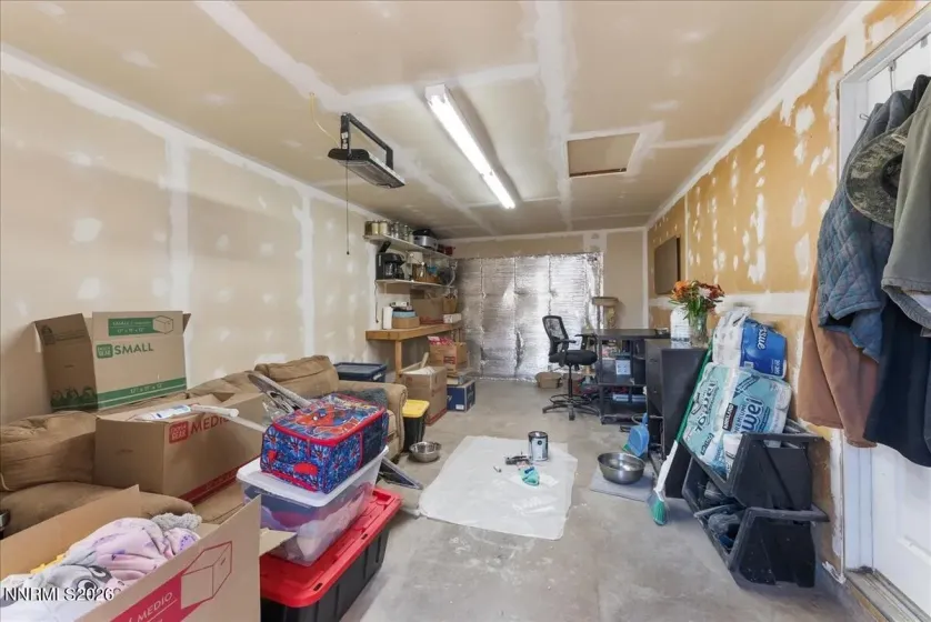 410 Curry, Fernley, Nevada 89408, 3 Bedrooms Bedrooms, ,1 BathroomBathrooms,Residential,Residential,Curry,0,260013092