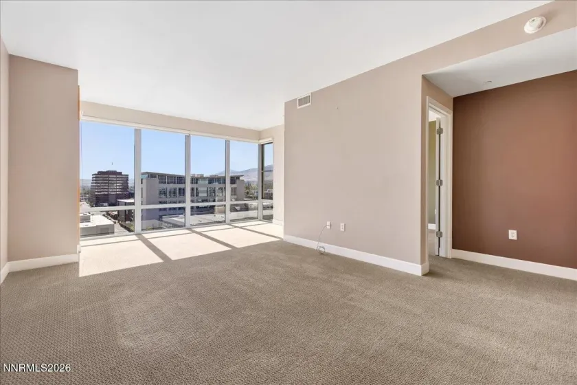 50 Sierra, Reno, Nevada 89501, 1 Bedroom Bedrooms, ,1 BathroomBathrooms,Residential,Residential,Sierra,0,260013093