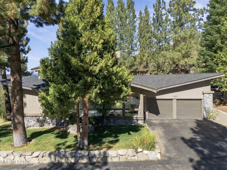 1691 Michael, Glenbrook, Nevada 89413, 4 Bedrooms Bedrooms, ,5 BathroomsBathrooms,Residential,Residential,Michael,0,260013094