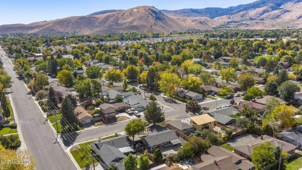 804 Ivy, Carson City, Nevada 89703, 3 Bedrooms Bedrooms, ,2 BathroomsBathrooms,Residential,Residential,Ivy,0,260013097