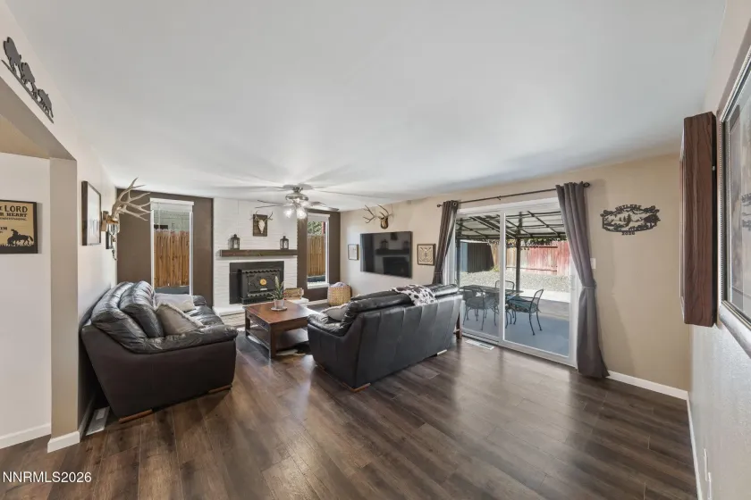 804 Ivy, Carson City, Nevada 89703, 3 Bedrooms Bedrooms, ,2 BathroomsBathrooms,Residential,Residential,Ivy,0,260013097