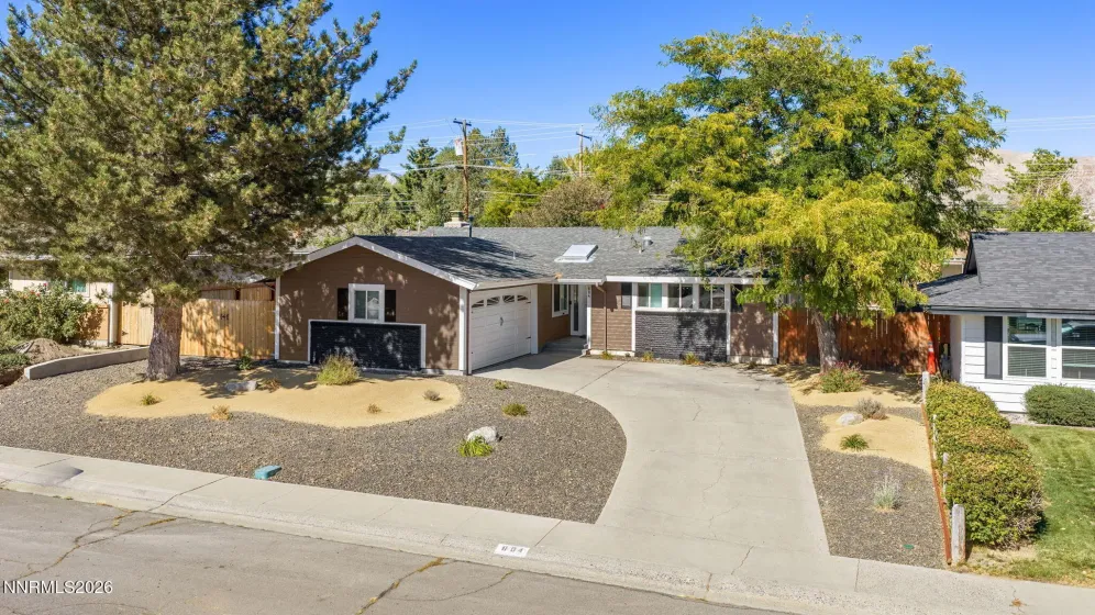 804 Ivy, Carson City, Nevada 89703, 3 Bedrooms Bedrooms, ,2 BathroomsBathrooms,Residential,Residential,Ivy,0,260013097