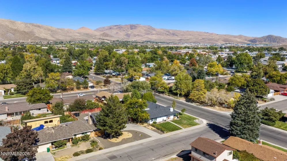804 Ivy, Carson City, Nevada 89703, 3 Bedrooms Bedrooms, ,2 BathroomsBathrooms,Residential,Residential,Ivy,0,260013097