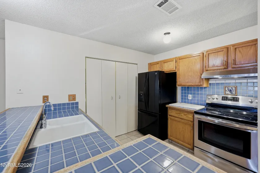 1119 Bradley, Sparks, Nevada 89434, 2 Bedrooms Bedrooms, ,1 BathroomBathrooms,Residential Lease,Manufactured,Bradley,0,260013101