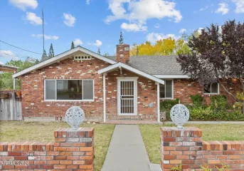 700 Hunter, Reno, Nevada 89519, 3 Bedrooms Bedrooms, ,2 BathroomsBathrooms,Residential,Residential,Hunter,0,260013102 700 Hunter, Reno, Nevada 89519, 3 Bedrooms Bedrooms, ,2 BathroomsBathrooms,Residential,Residential,Hunter,0,260013102