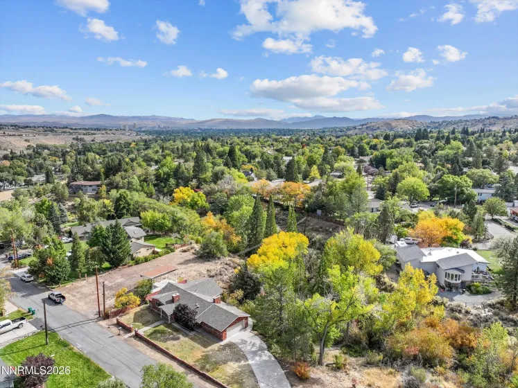 700 Hunter, Reno, Nevada 89519, 3 Bedrooms Bedrooms, ,2 BathroomsBathrooms,Residential,Residential,Hunter,0,260013102