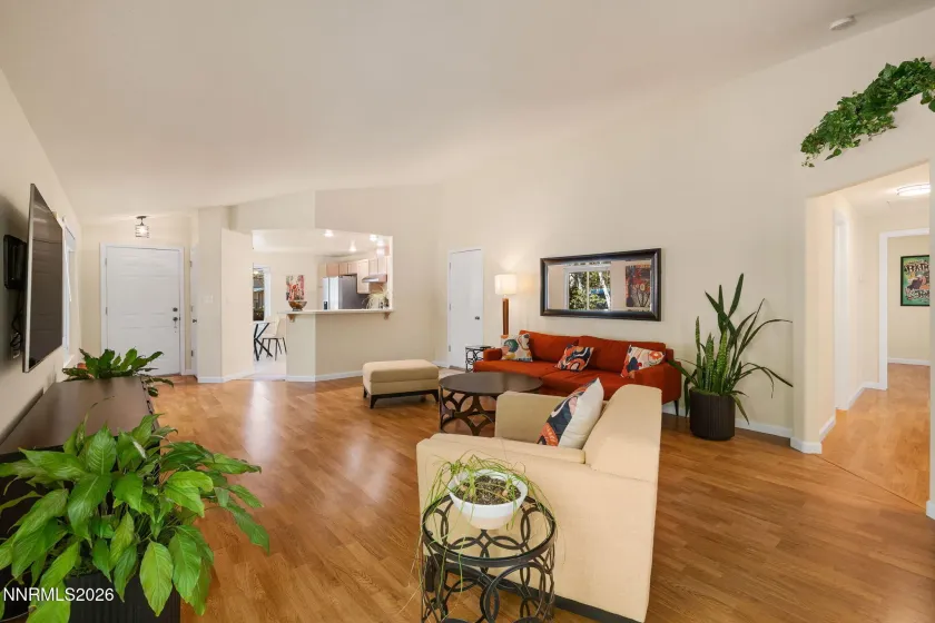 6860 Sonterra, Reno, Nevada 89523, 3 Bedrooms Bedrooms, ,2 BathroomsBathrooms,Residential,Residential,Sonterra,0,260013103