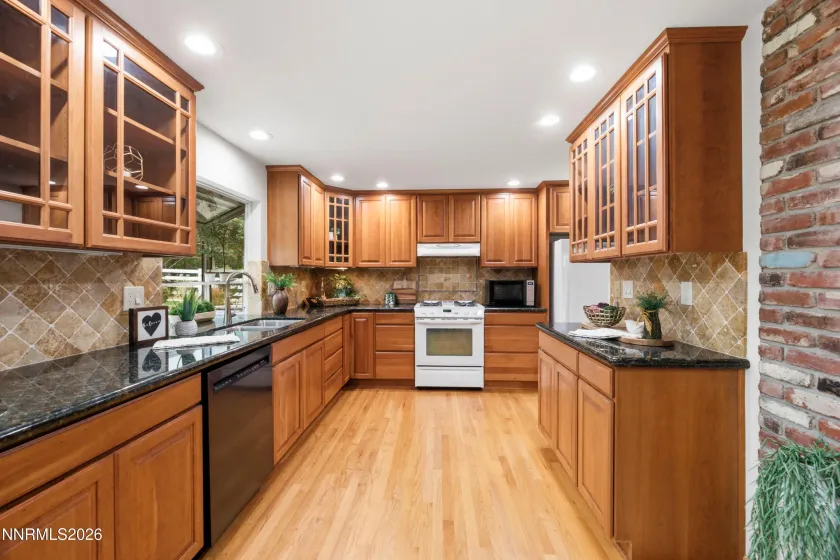 1700 Pass, Reno, Nevada 89509, 3 Bedrooms Bedrooms, ,2 BathroomsBathrooms,Residential,Residential,Pass,0,260013106