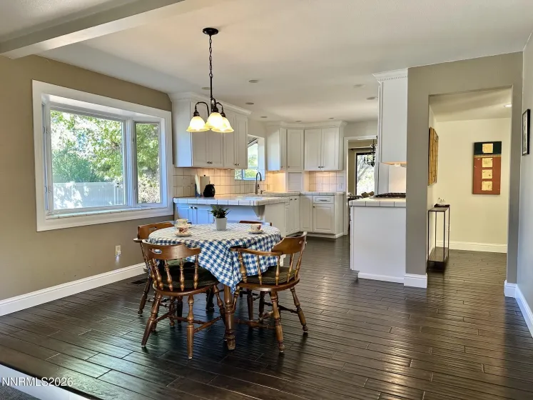2885 Glenwood, Reno, Nevada 89509, 4 Bedrooms Bedrooms, ,3 BathroomsBathrooms,Residential,Residential,Glenwood,0,260013107