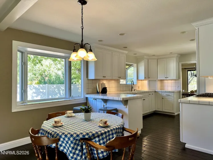 2885 Glenwood, Reno, Nevada 89509, 4 Bedrooms Bedrooms, ,3 BathroomsBathrooms,Residential,Residential,Glenwood,0,260013107