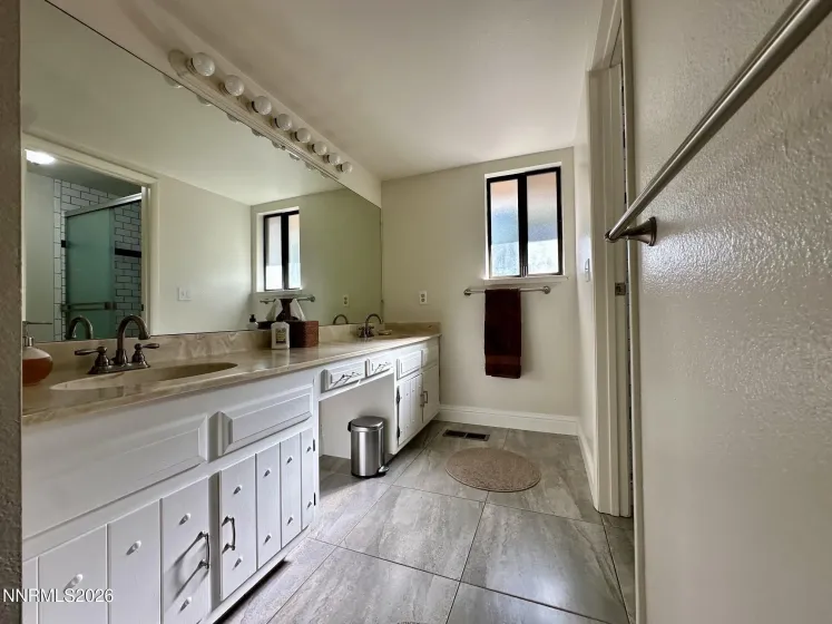 2885 Glenwood, Reno, Nevada 89509, 4 Bedrooms Bedrooms, ,3 BathroomsBathrooms,Residential,Residential,Glenwood,0,260013107