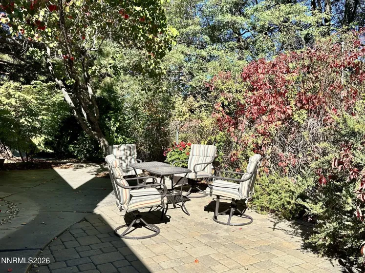 2885 Glenwood, Reno, Nevada 89509, 4 Bedrooms Bedrooms, ,3 BathroomsBathrooms,Residential,Residential,Glenwood,0,260013107